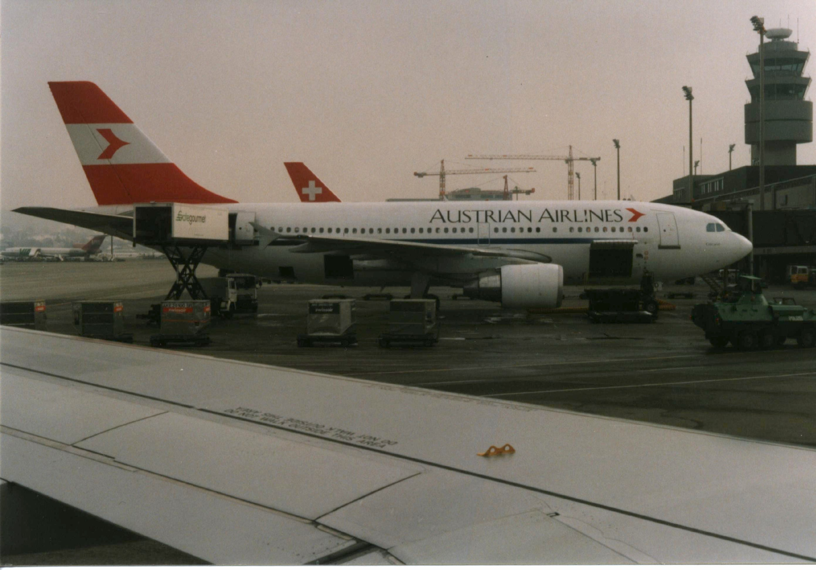 aua910zrh990226fromhbipvSR465