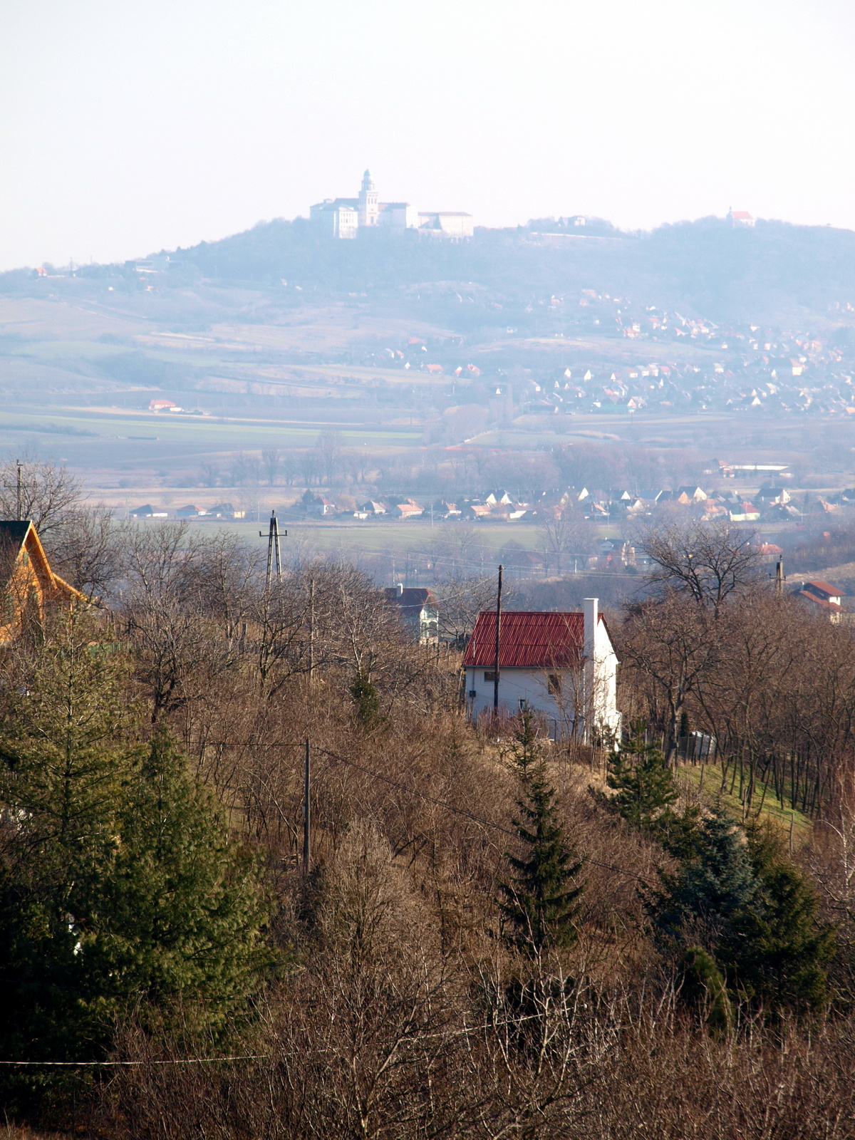 Nyúlhegy, kilátás Pannonhalma irányába (2)