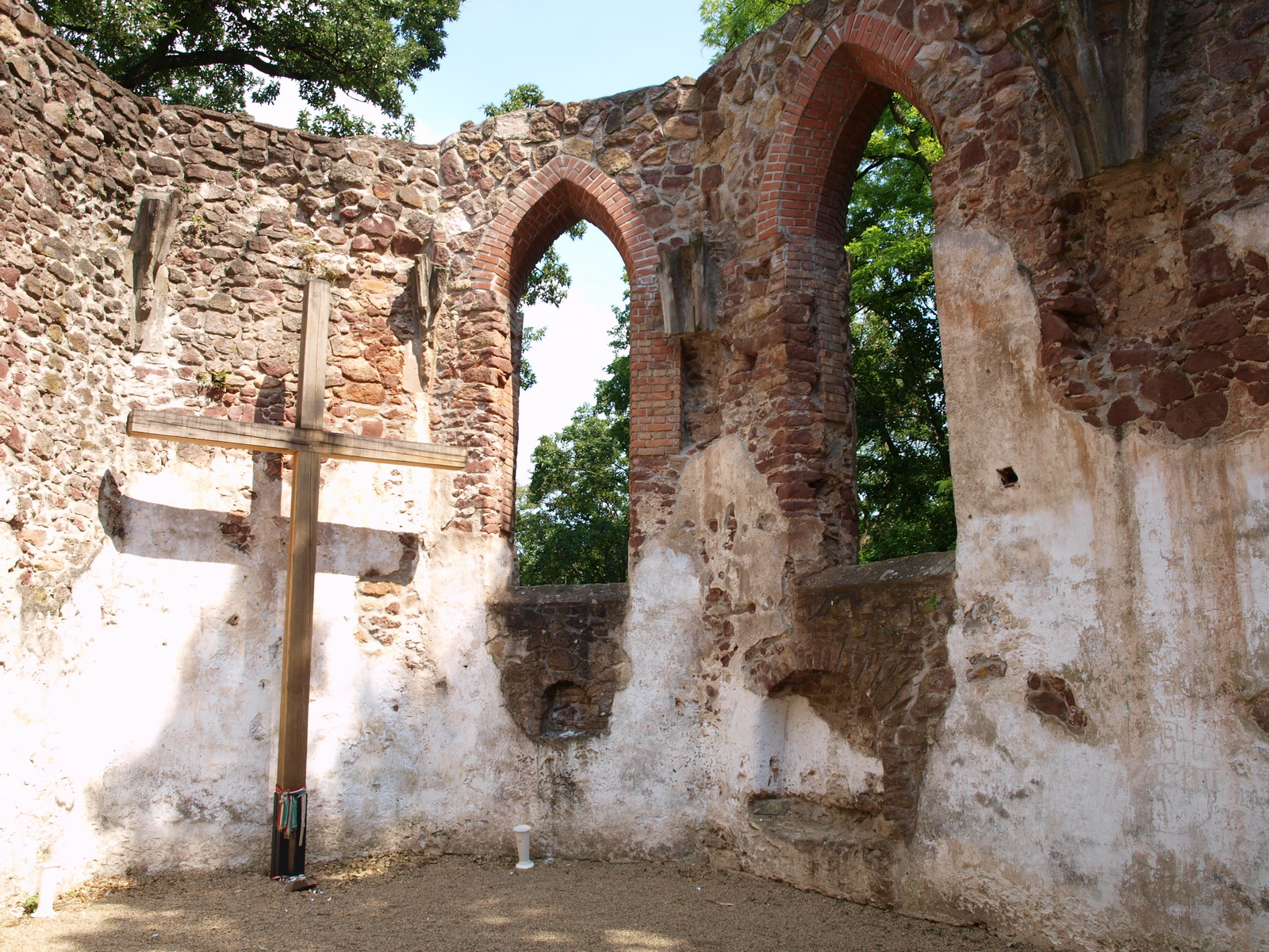 Salföld, Pálos kolostor romja (09)