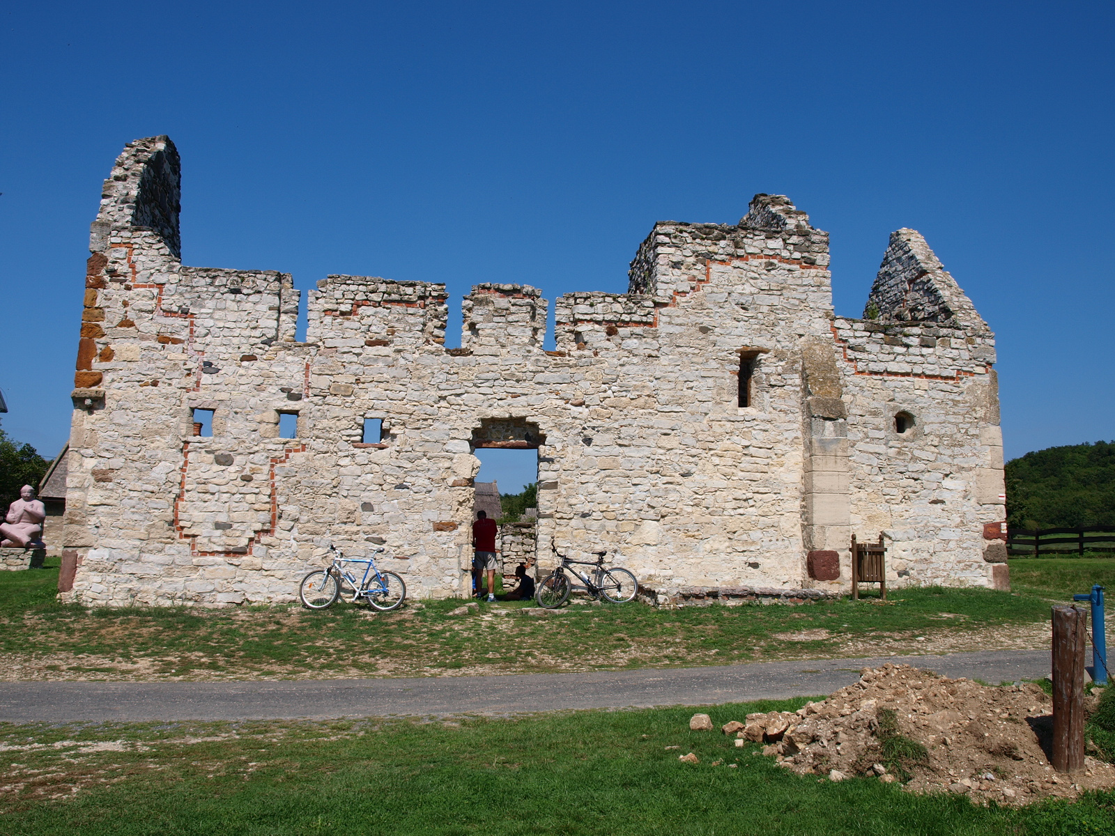 Felsődörgicsei templomrom 3