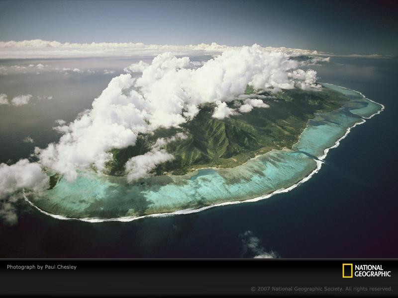 aerial-view-tahiti-398827-sw (Medium)