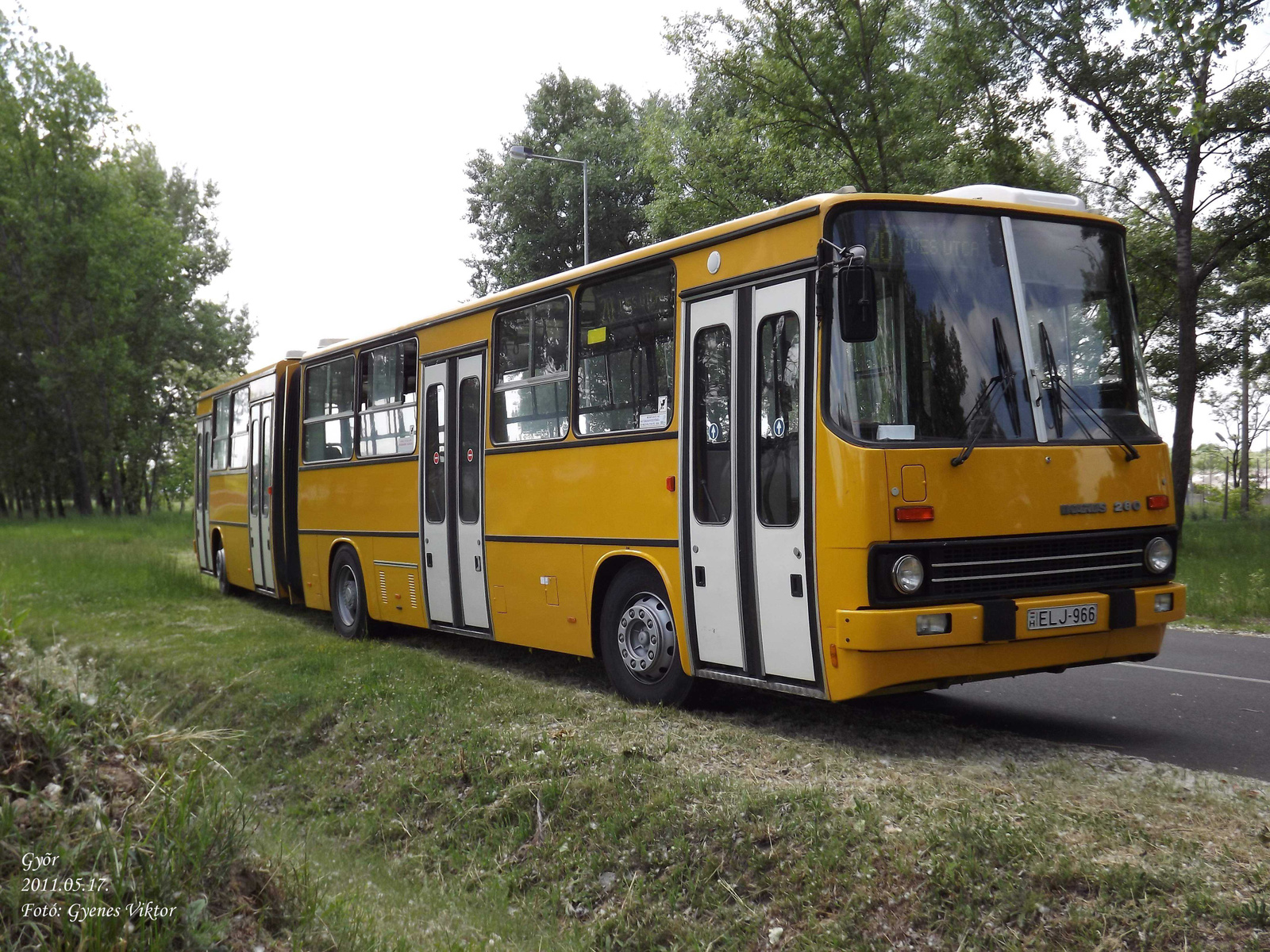 Ikarus 280-ELJ-966 2