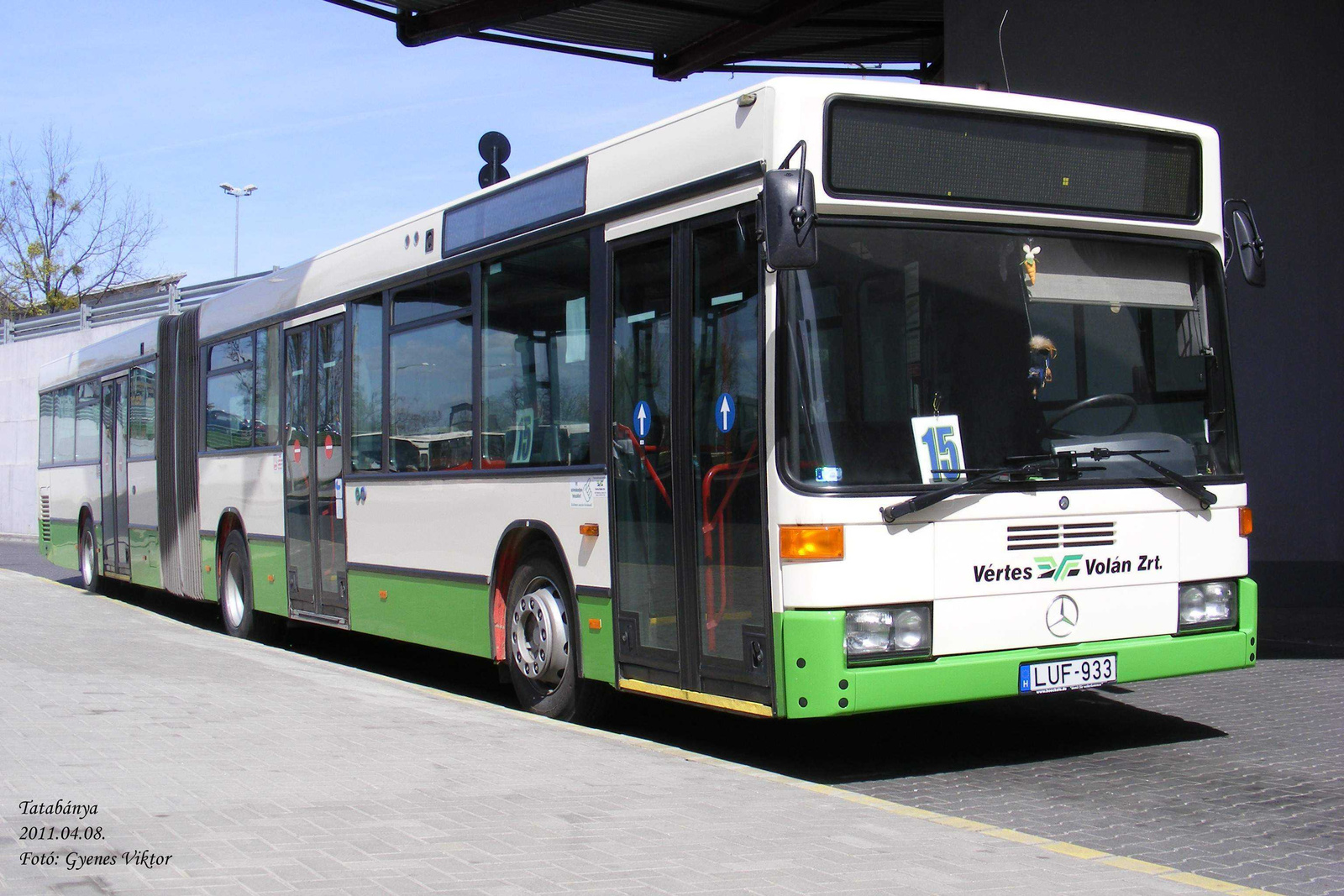 Mercedes O405GN-LUF-933 2