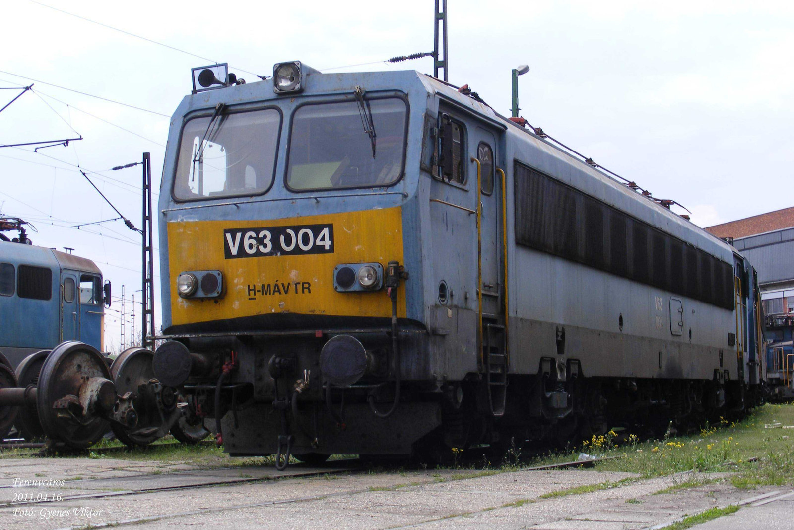 V63-004 10