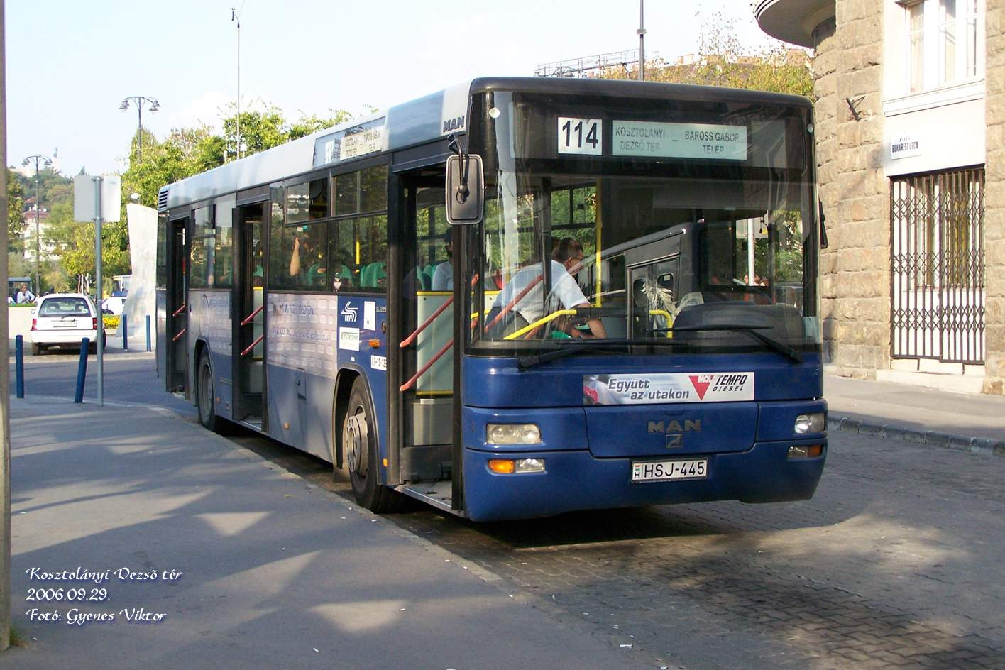 Busz HSJ-445