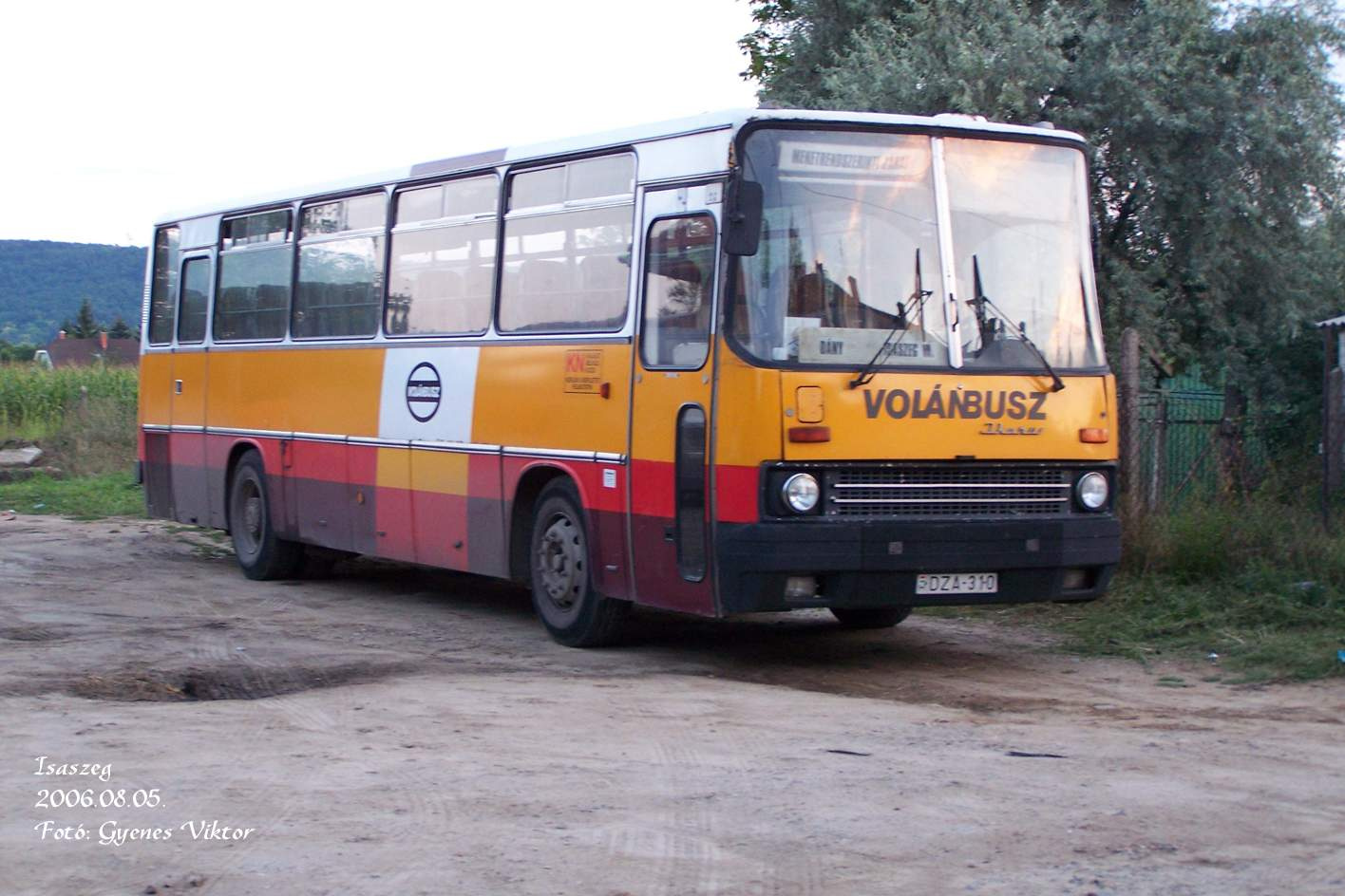 Ikarus 256-DZA-310 2