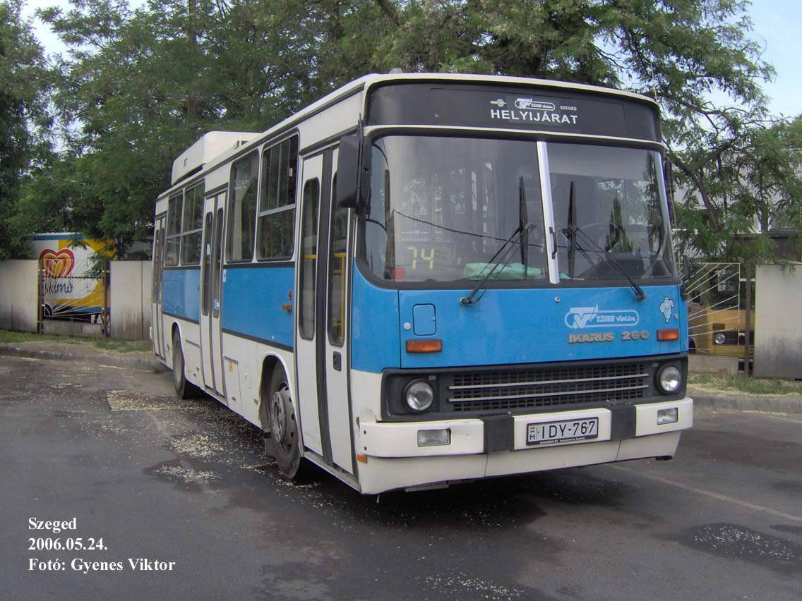 Ikarus 260-IDY-767 2