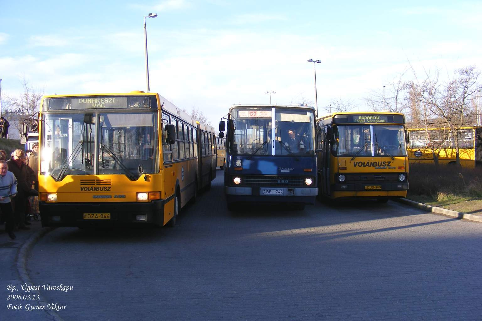 Ikarus 435-DZA-044+Busz BPI-742+Ikarus 280-DUD-869