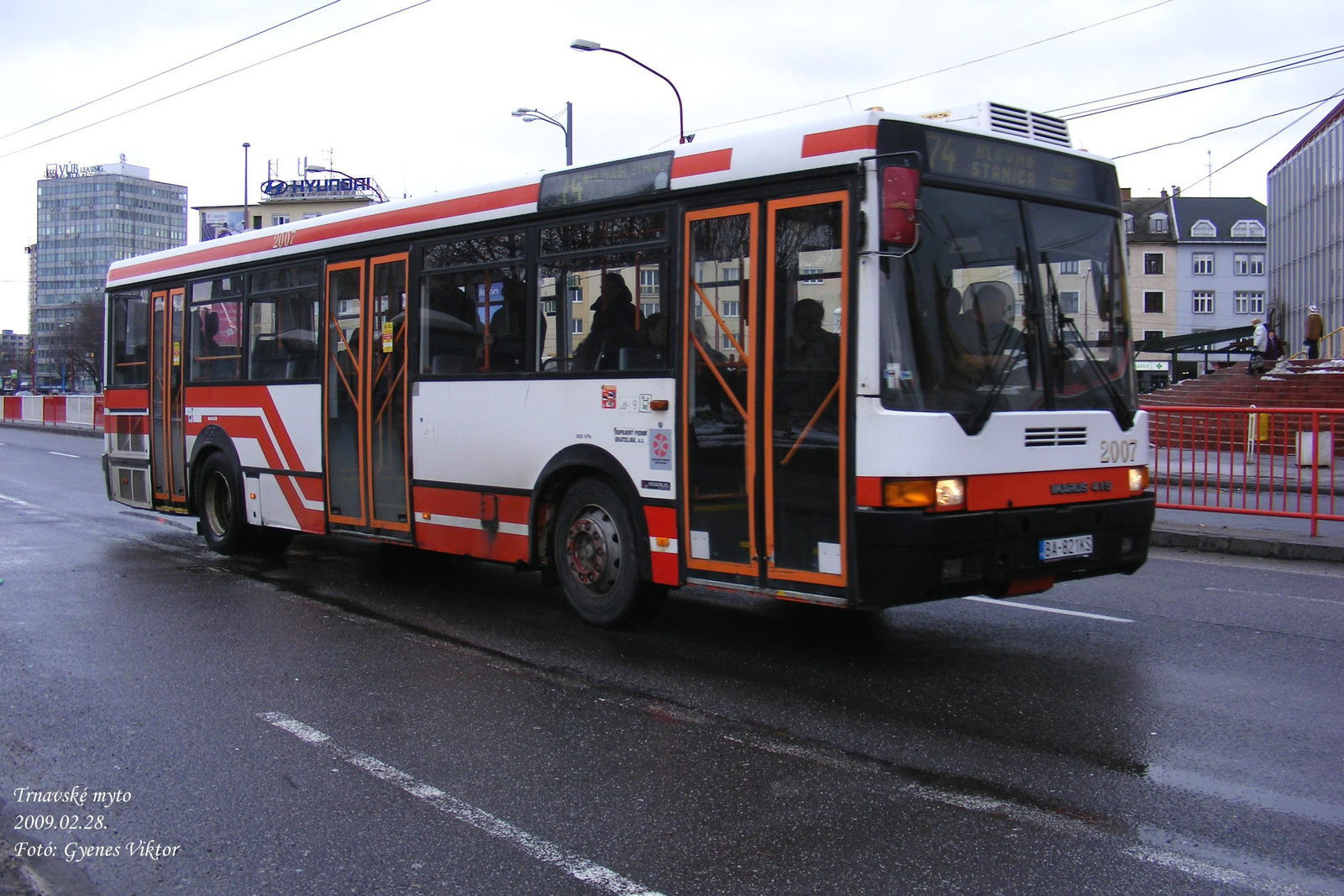 Pozsonyi busz BA-821KS