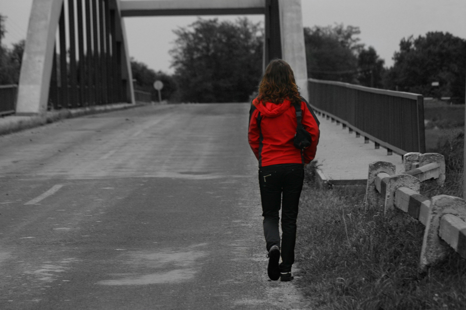 Gyalog a hídon