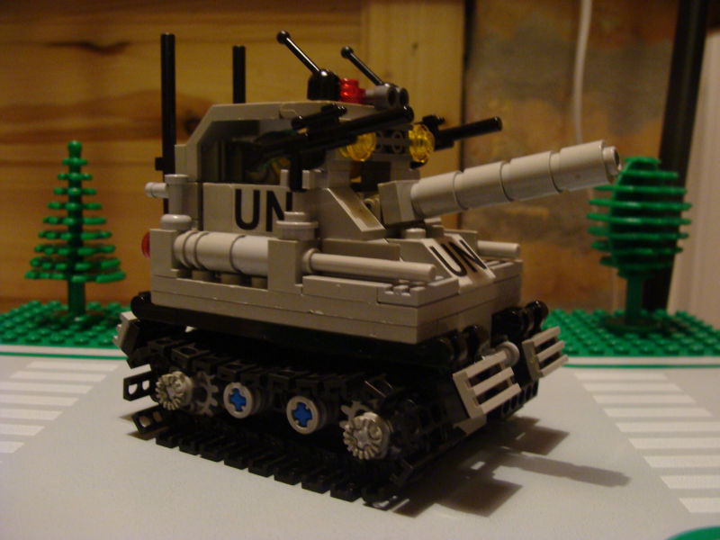 UN tank 01